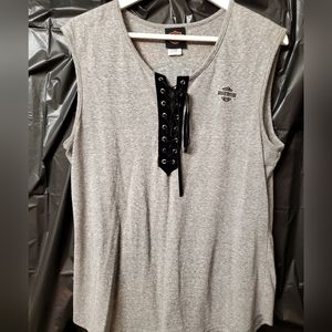 Sequence and lace up tank
